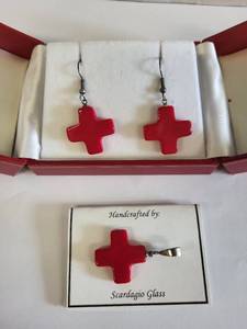 lot 105R image: Sterling Silver Scardagio Glass Cross Earrings and Pendant Set