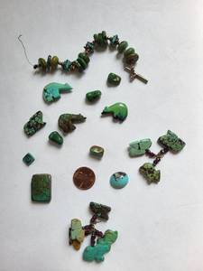 lot 124R image: Mixed Lot of Turquoise Beads and Damaged Turquoise Jewelry Pieces
