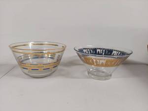 lot 8E image: Pair of Midcentury Glass Bowls with Gold and Blue Accents