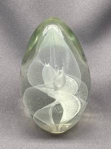 lot 3B image: Signed 1990 Hand-Blown Glass Art Paperweight - Elegant Design