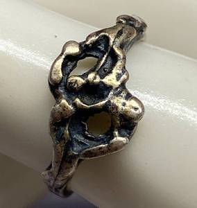 lot 18B image: Unique Sterling Silver 925 Ring - Size 4.75 Organic Design