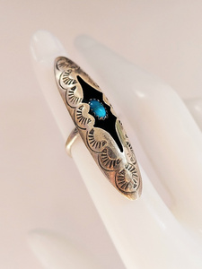 lot 4R image: Native American Sterling Silver Ring with Turquoise Inlay, Size 5, 3.96g
