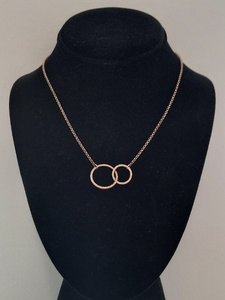 lot 26R image: Sterling Silver Necklace with Interlocking Rings - 16, 5.55g