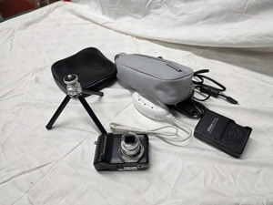 lot 13T image: Nikon Digital Camera Bundle with Accessories and Tripod