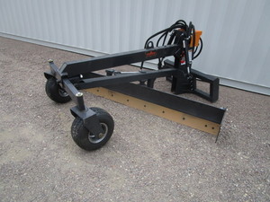 lot 36 image: LandHonor 8 Skid Steer Grader