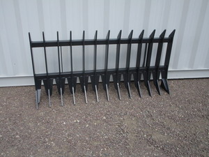 lot 74 image: LandHonor 72 Root Rake
