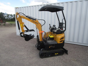 lot 2 image: LandHero LDH-ME18 1ton Mini Excavator