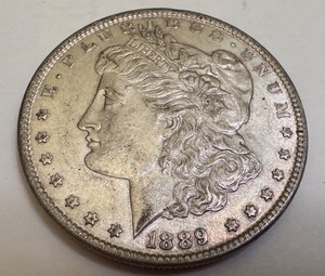 lot 4R image: 1889 Morgan Silver Dollar