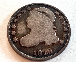lot 7B image: 1829 Capped Bust Dime, United States 10 Cent Silver Coin