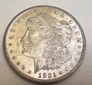lot 7R image: 1921 Morgan Silver Dollar Coin