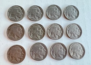 lot 8C image: Lot of 12 Circulated Buffalo Nickels Mixed Dates