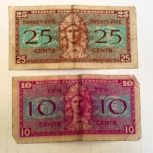lot 16D image: 2 Assorted Series 521 US Military Payment Certificates 25 and 10 Cents