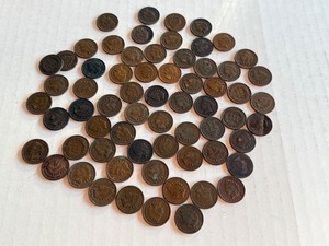 lot 65R image: Lot of 65 Circulated Indian Head Pennies Assorted Years
