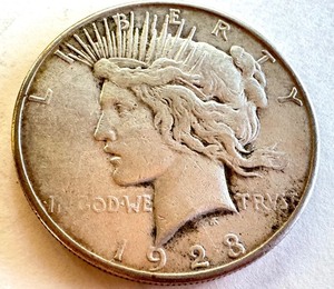 lot 70B image: 1923 Peace Silver Dollar Coin
