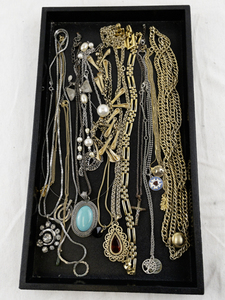 lot 26A image: Collection of Assorted Costume Jewelry Necklaces and Chains
