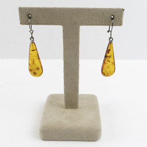 lot 32 image: Pair of Amber Teardrop Dangle Earrings with Silver Hooks