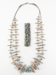 lot 38 image: Southwestern Carved Shell Fetish Necklace and Multi-Color Beaded Bracelet Set