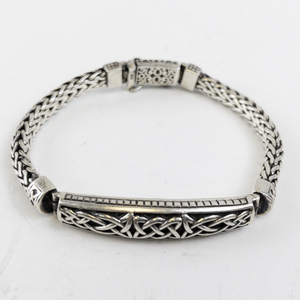 lot 154 image: Mens Sterling Silver 925 Celtic Knot Bracelet 8.5in. 38.5 Grams