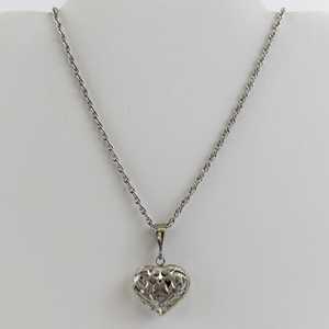 lot 171 image: Sterling Silver Heart Pendant Necklace