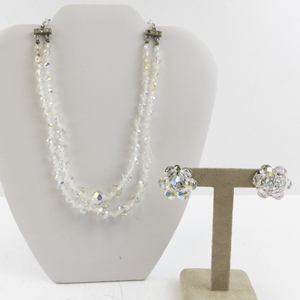 lot 208 image: Vintage Crystal Bead Necklace and Clip-On Earring Set