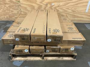 lot 5 image: ZINUS Lot of 12- Michelle Universal Bed Frames FullQueenKing