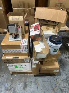 lot 15 image: Mystery Pallet