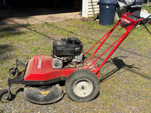lot 16 image: Troy-Bilt 33 Combination Deck Lawn Mower