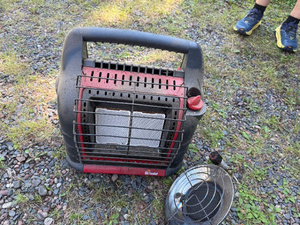 lot 22 image: Mr. Heater Portable Propane Heater with Handle