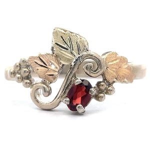 lot 46B image: Oval Garnet Black Hills Gold Tri-Color Ring VIDEO
