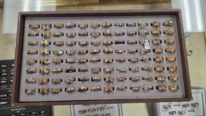 lot 61 image: Jewelry Store Ring Sample Tray - Many with Stones