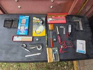 lot 09 image: Precision tool assortment