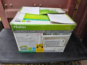 lot 12 image: HAIER 8000 BTU Room Air Conditioner