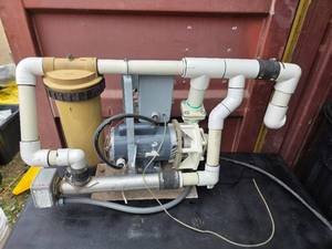 lot 20 image: G.E. Hot Tub pump assembly