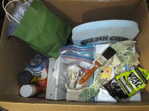 lot 87 image: Large box of household and office g...