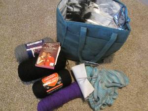 lot 117 image: Reusable insulated tote containing ...