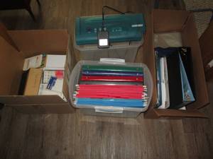 lot 32 image: Greeting cards, sticky-note-pads, f...