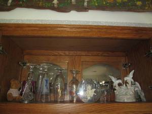 lot 41 image: Vintage Bewania themed Stemware plu...