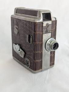 lot 7 image: Briskin 8mm Camera