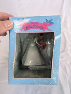 lot 30 image: Walt Disney Cinderella Ornament