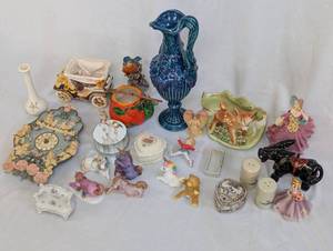 lot 63 image: Collection of Ceramic and Porcelain Figurines and Decor