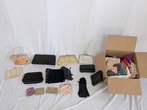 lot 68 image: Collection of Vintage Handbags and Accessories