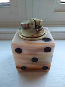 lot 6 image: Marble Dice Table Lighter