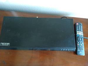 lot 11 image: LG 3D Blu-Ray Player WRemote