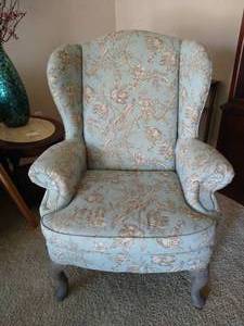 lot 17 image: Nice Upholstered Wingback Chair - Great Condition