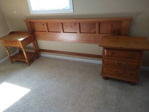 lot 52 image: (2) Nightstands & Queen Headboard
