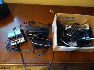 lot 71 image: Alarm Clocks, Cordless Phones & Apple Earbuds