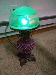 lot 137 image: Antique Hobnail Lamp