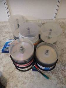 lot 164 image: Large Lot of CD-Rs and DVD-Rs
