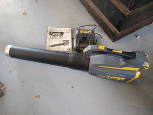 lot 206 image: Lynxx Brushless Cordless Blower
