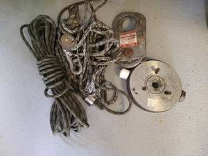 lot 215 image: Snatch Block, Pulleys, Rope, Etc